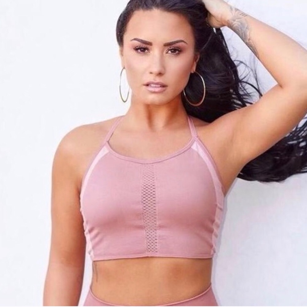 🎉HOST PICK🎉 Fabletics x Demi Lovato Sports Bra